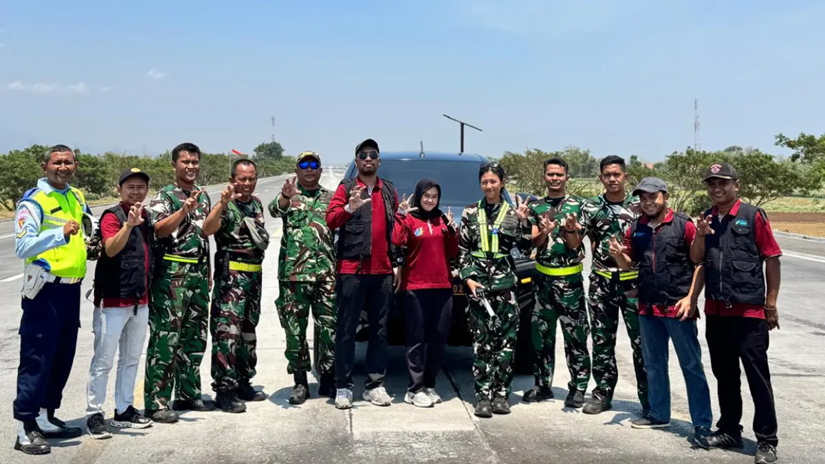 Tim Medis Emergency IHC RS Wonolangan Siaga Dukung Uji Coba Pendaratan Pesawat Tempur di Tol Paspro