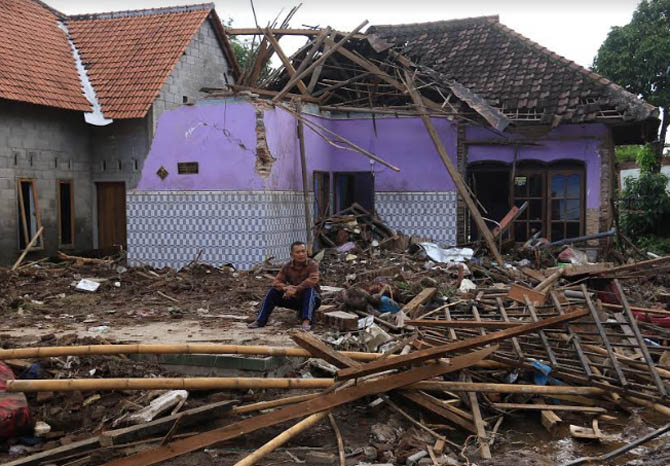 GUNAKAN BTT: Recovery Banjir Kepulungan rencananya juga memanfaatkan BTT yang tahun ini disiapkan Rp 25 M. (Dok. Radar Bromo)