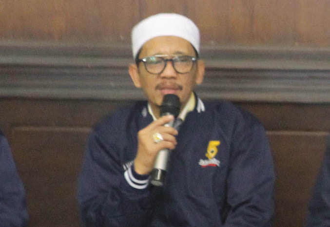 DIMINTA MENGUNDURKAN DIRI: Hasan Aminuddin yang dipastikan dipecat Nasdem. (Foto: Dok. Radar Bromo)