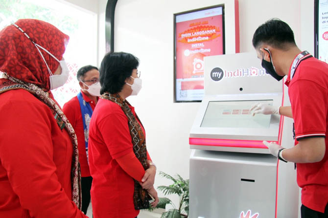 Pelayanan di Plasa Telkom Digital.