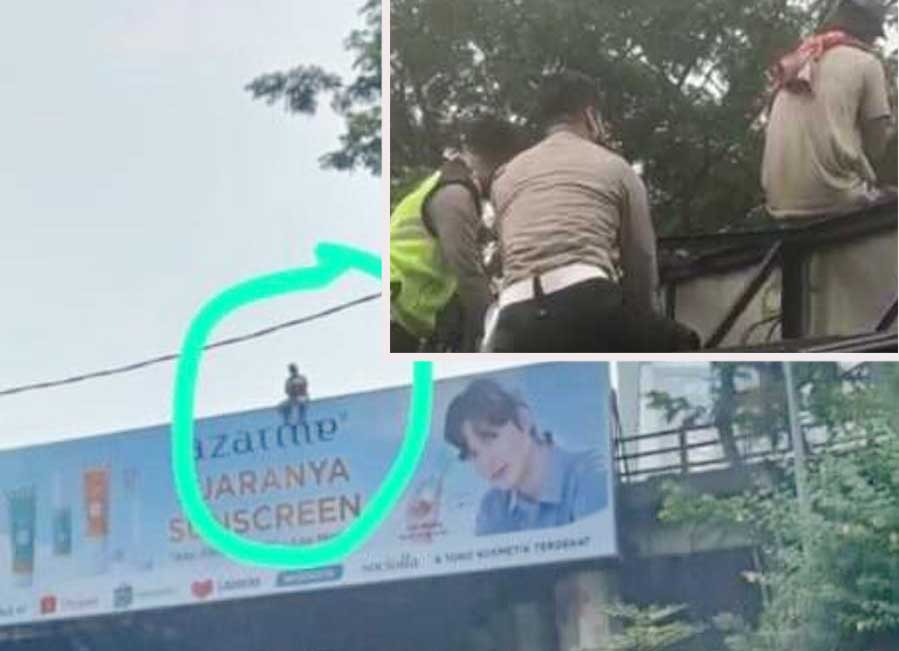 Aksi Sg saat naik reklame sambil gendong boneka. Inset polisi saat membujuknya untuk turun. (Radar Surabaya)