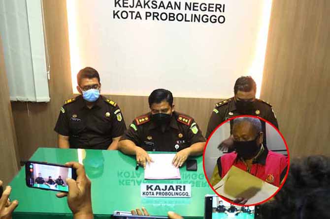 BEBER PENYELEWENGAN: Kejaksaan saat memberi keterangan terhadap pers soal kronologis kasus korupsi Bosda. (Foto: Zainal Arifin/Jawa Pos radar Bromo)