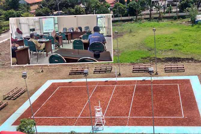 SIAP DIGUNAKAN: Lapangan bola voli di halaman Rusunawa Tembokrejo bakal menjadi venue babak penyisihan Wali Kota Cup 2022. Inset, rapat koordinasi yang digelar di aula Disparpora. (Foto: Fuad Alyzen/Jawa Pos Radar Bromo)