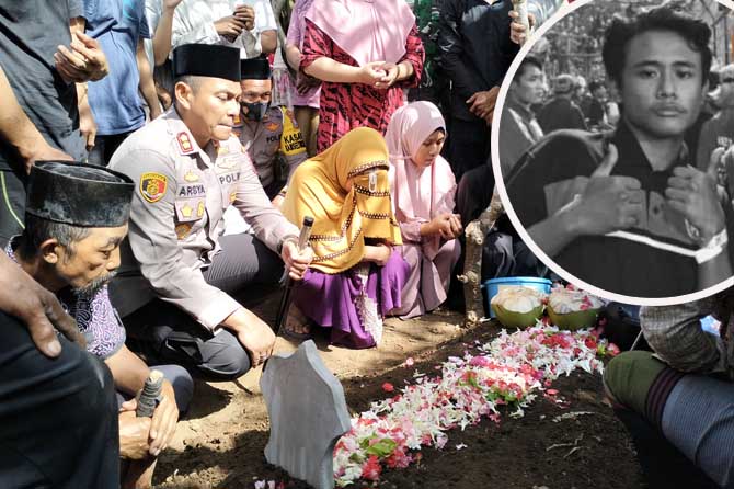 Kapolres Probolinggo AKBP Teuku Arsya Khadafi ikut memakamkan korban. Inset korban semasa masih hidup saat berada di stadion Kanjuruhan.