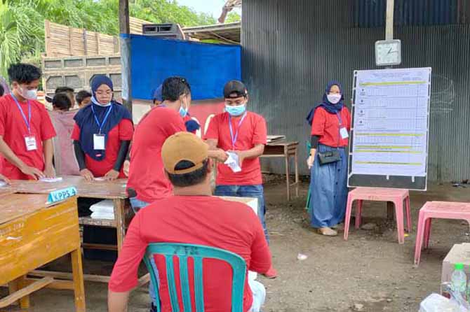 TAHUN LALU: Pilkades desa Glagah, Pakuniran Februari 2022 lalu. Tahun depan ada empat desa yang akan menggelar pilkades. (Foto: Dok. Radar Bromo )