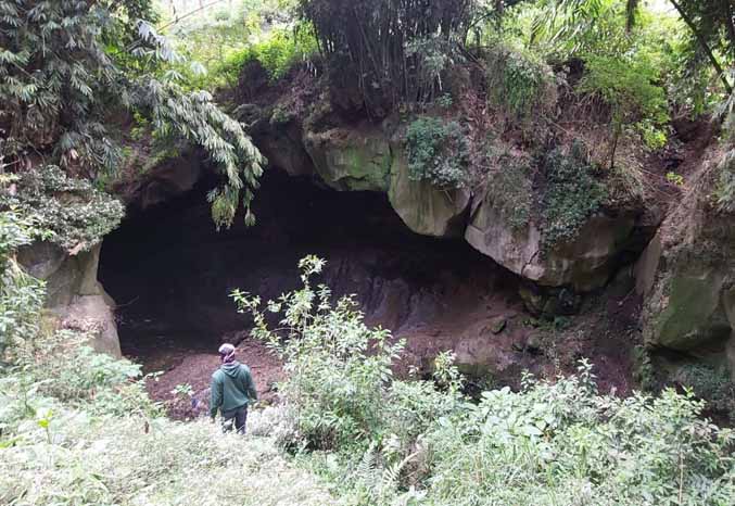 POTENSIAL: Suasana di Gua Batman di Desa Ngadas, Sukapura. (Foto: Rizky Putra Dinasti/Jawa Pos Radar Bromo)