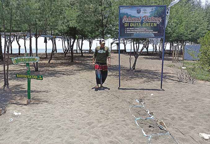 SEJUK: Duta Green menawarkan panorama pantai yang sejuk dan indah. Lokasinya berada di belakang kantor Desa Randutatah. (Foto: Istimewa)