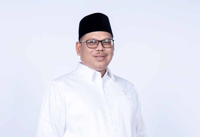 POLITISI SEJAK MUDA: Samsul Hidayat yang saat ini anggota DPRD Kabupaten Pasuruan. (Foto: dok pribadi)