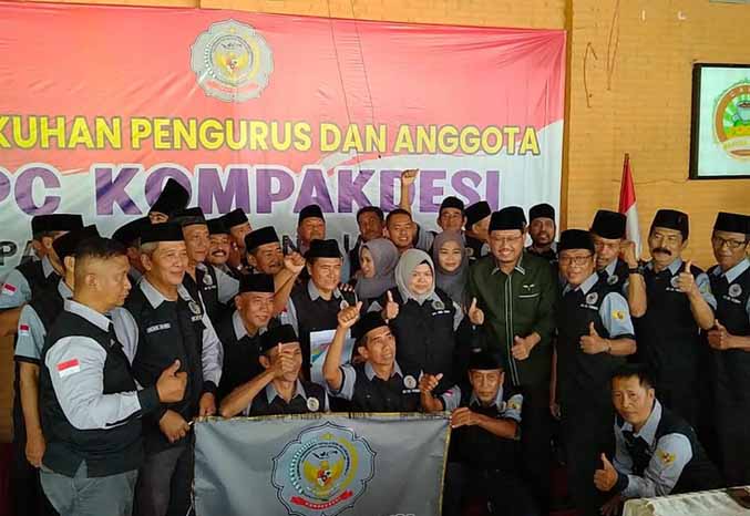 KOMPAK: Kompakdasi Kabupaten Pasuruan sepakat mendukung Sudiono Fauzan menjadi calon bupati Pasuruan. (Kompakdasi for Jawa Pos Radar Bromo)