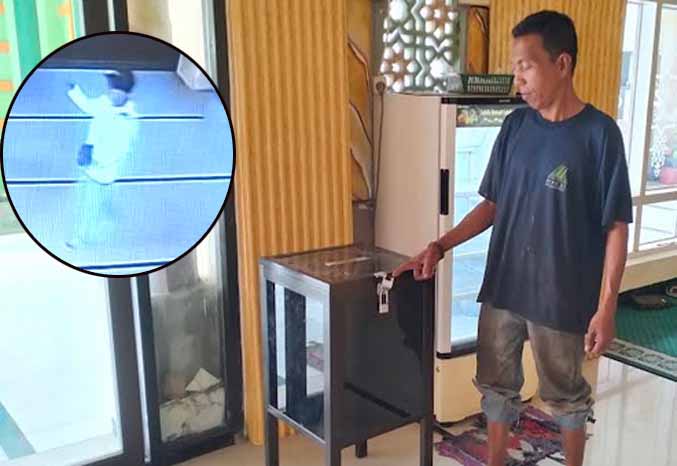 DICONGKEL : Supri menunjukkan kotak amal yang congkel maling. Inset, maling yang mencuri isi kotak amal. (Foto: Arianto/Jawa Pos Radar Bromo)