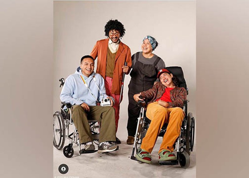 FILM: Adipati Dolken, Jefri Nichol, dan Onadio Leonardo dalam film Why Do You Love Me.