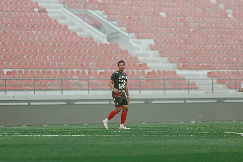 KONDISI: Kondisi gelandang Bali United, Kadek Agung Widnyana sudah mulai membaik. Kini dia siap turun gelanggang.