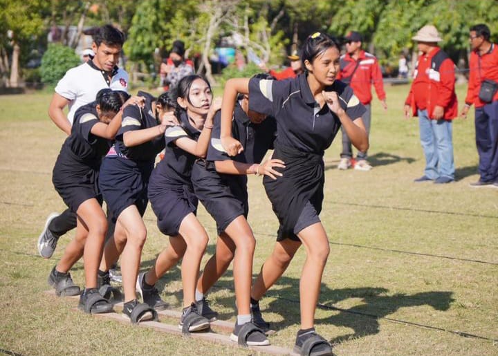 PERMAINAN TRADISONAL: Jantra tradisi Bali yang dimainkan di Lapangan Timur, Monumen Perjuangan Rakyat Bali (MPRB), Niti Mandala, Denpasar.