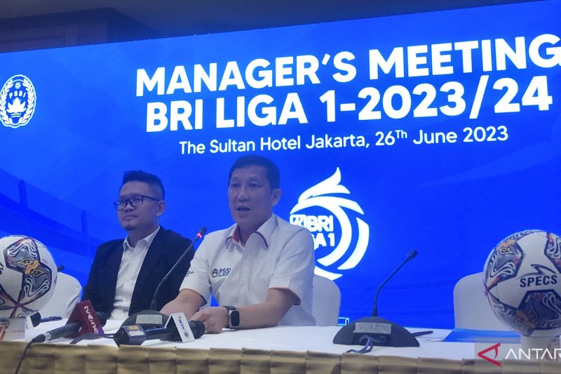 Dirut PT LIB, Ferry Paulus saat menjelaskan perihal bentroknya jadwal Piala Dunia U-17 dengan Liga 1 Indonesia musim 2023/2024.