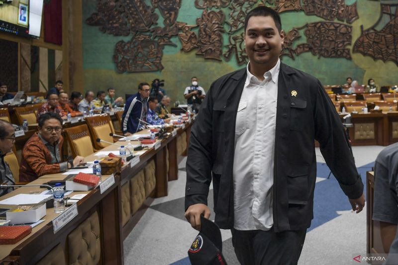 Menpora Dito Ariotedjo