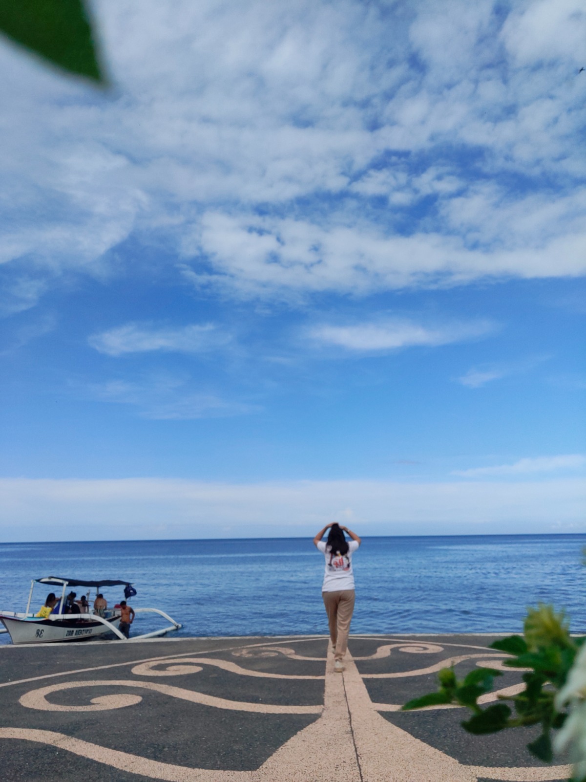 Pantai Lovina di Buleleng, Bali, salah satu destinasi wisata yang menarik dikunjungi saat pergantian tahun.