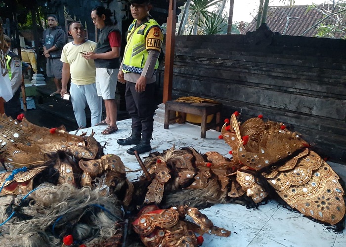 HANGUS : Kondisi pasca merajan Griya Bhujangga Waisnawa terbakar, Selasa (4/7).