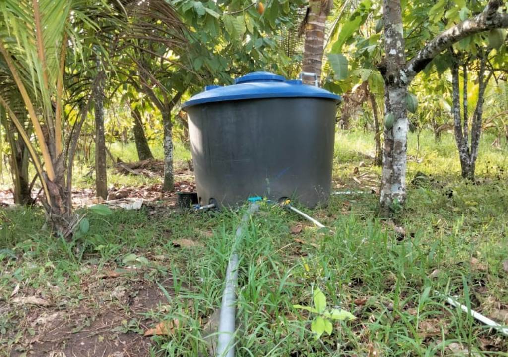 PINJAMAN: Toren yang pinjaman BPBD ini dimanfaatkan Kelompok Air Telaga Biru, Banjar Tibu Beleng Tengah, Desa Penyaringan Kecamatan Mendoyo, Jembrana, Bali.