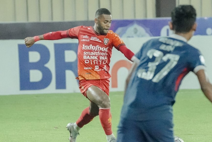 Laga Bali United vs Arema FC di BRI Liga 1 Indonesia musim 2022/2023 lalu.