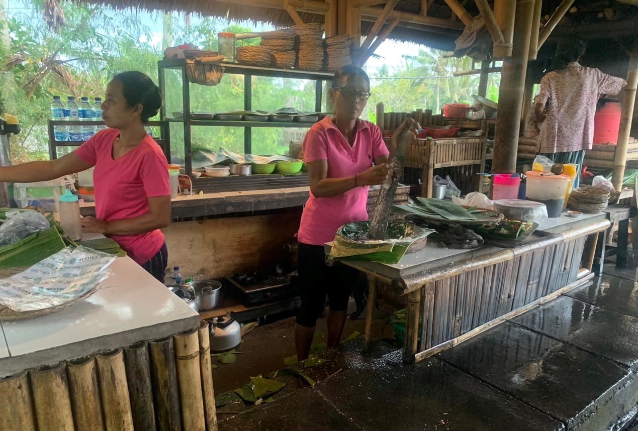 Laklak Pengangon Desa Bakas, Kecamatan Banjarangkan , Kabupaten Klungkung.