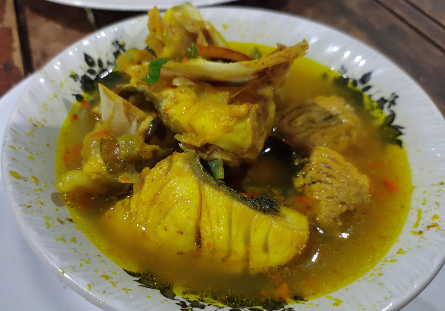 Sup ikan andalan Depot Sari Mina.