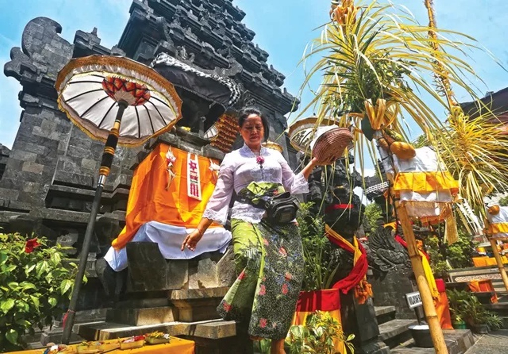 JAGAL MANGSA: Umat Hindu dibuat bingung dengan beredarnya pesan di media sosial yang menyebut penampahan Jagal Mangsa. Ternyata begini pelaksanaannya.