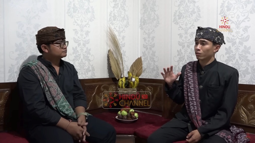 GABUNG PERADAH: Setelah berketetapan hati memeluk agama Hindu, Afiski Arif Ridwan aktif sebagai anggota Peradah.