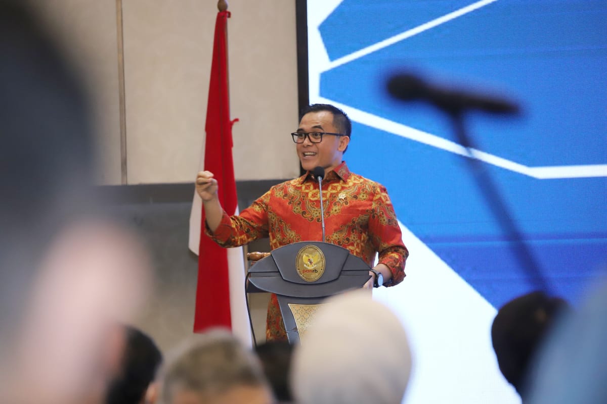 Menteri PANRB Abdullah Azwar Anas mengumumkan pembukaan lowongan CPNS 2023 pada Rapat Koordinasi Persiapan Pengadaan ASN 2023 di Jakarta, Kamis (03/08).