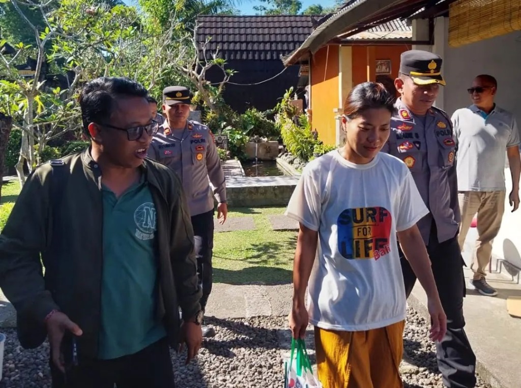 Mrs Yn, WNA asal Korea yang diamankan Polsek Rendang