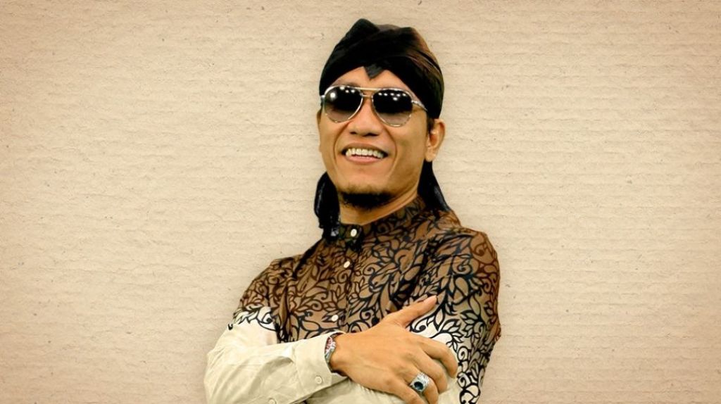 DIJODOHKAN: Lantaran kembali dijodoh-jodohkan dengan Denny Caknan,  Gus Miftah ajak para penggemar doakan Happy Asmara.