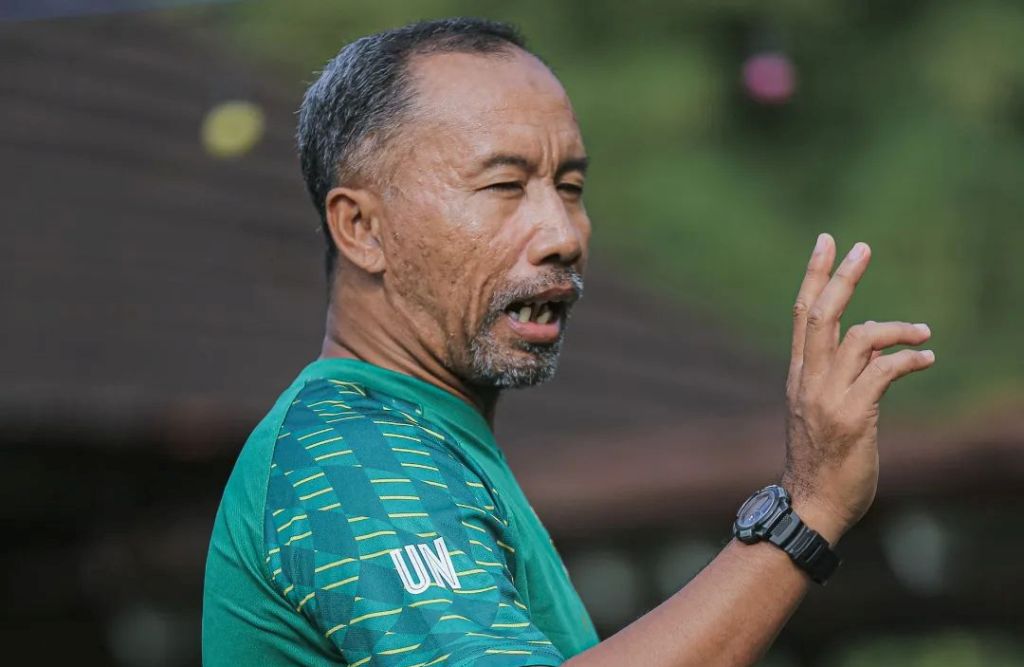 Uston Nawawi