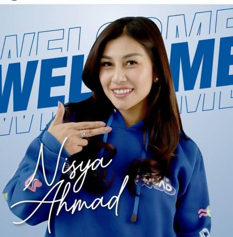 POLITIK: Nissya Ahmad terjun ke politik. Dia bergabung dengan Partai Amanat Nasional bersama Jeje Govinda. Mereka dirujak warganet.