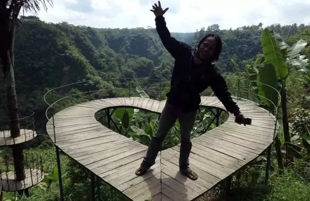BIAYA HIDUP : Bali memiliki berbagai objek wisata fovorit. Untuk menikmati liburan di Bali, ini biaya hidup yang diperlukan.
