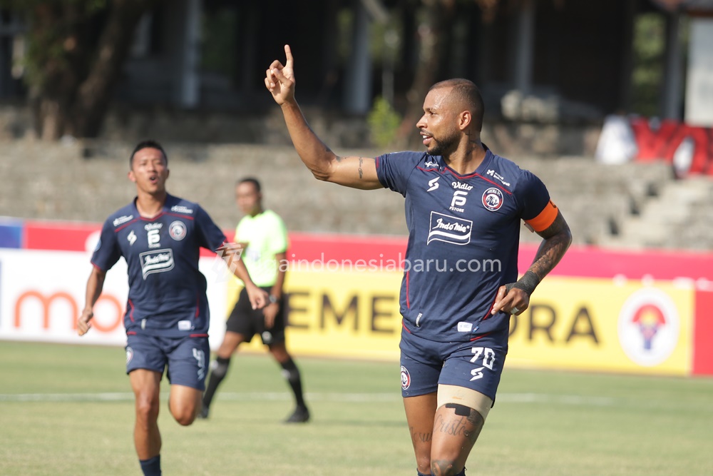 Striker Arema FC, Gustavo Almeida akan menjadi tumpuan lini depan saat menjamu RANS Nusantara pekan ke-8 BRI Liga 1 Indonesia 2023/2024, Senin 14 Agustus 2023.