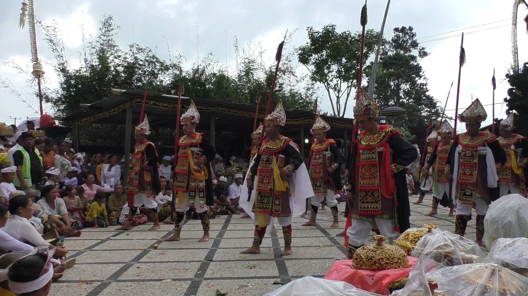 Tari Baris Goak di Desa Adat Selulung, Kecamatan Kintamani, Bangli,Bali.
