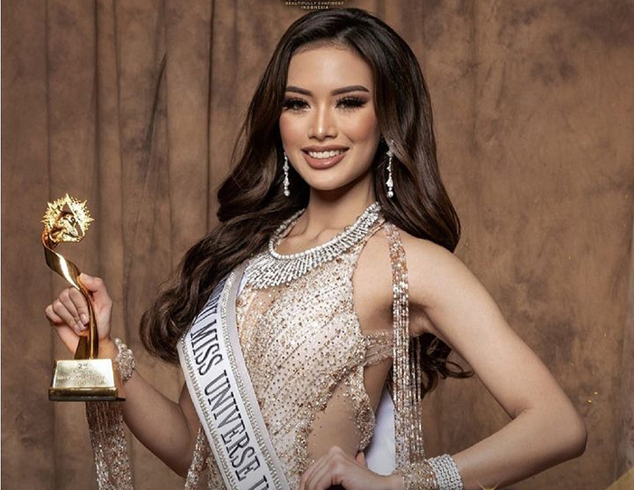 Kecewa dengan dugaan pelecehan Muthia Rachman mengundurkan diri dari Miss Universe Indonesia
