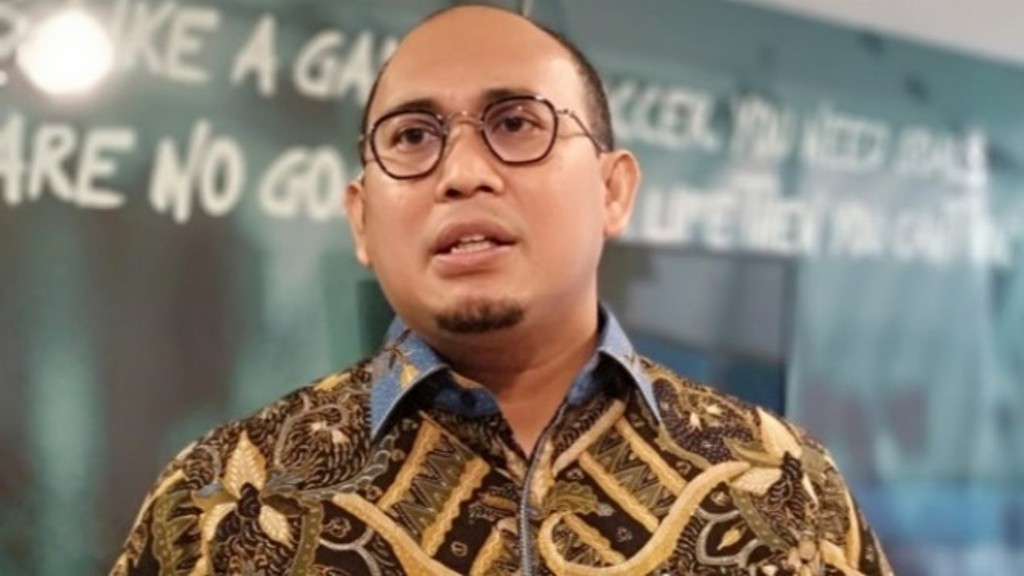 DPR RI: Andre Rosiade yang juga mertua Pratama Arhan merupakan anggota Dewan Perwakilan Rakyat Republik Indonesia (DPR RI) dari Fraksi Partai Gerakan Indonesia Raya (Gerindra).