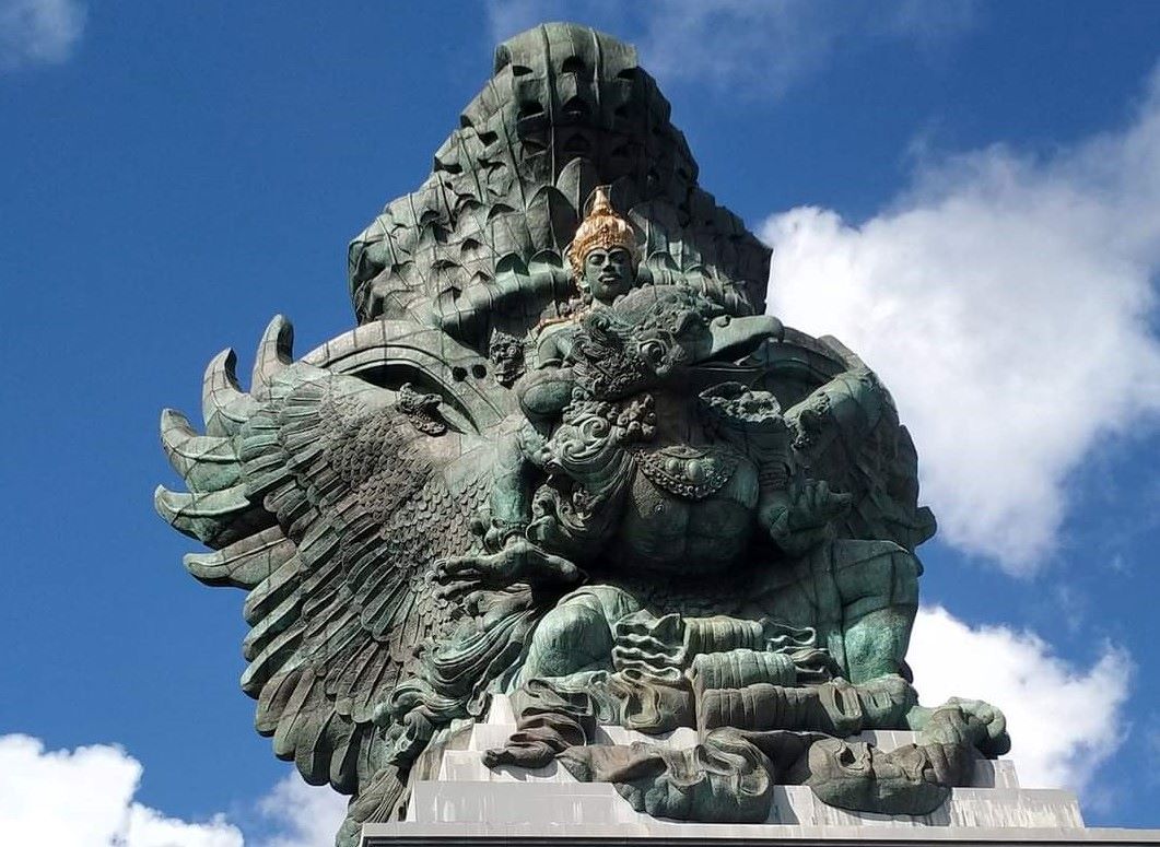Garuda Wisnu Kencana di Desa Unggasan, Kecamatan Kuta Selatan, Badung, Bali sarat makna. .jpg