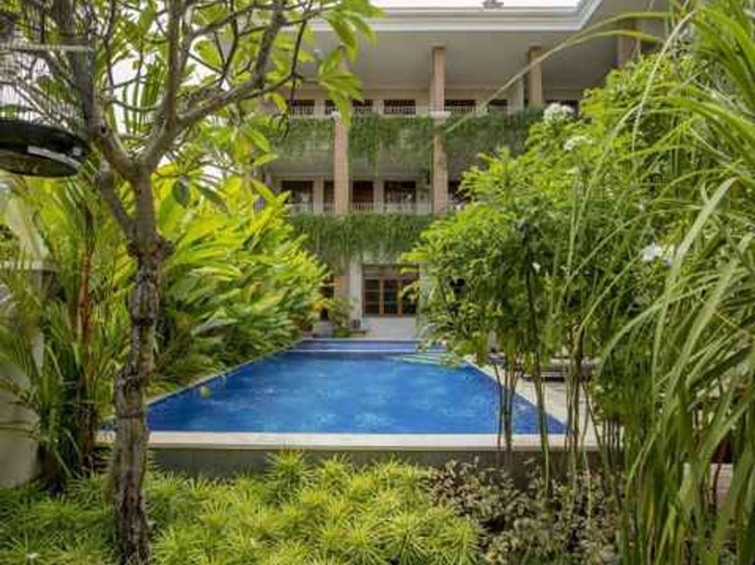 Lokasi Pondok Anyar Hotel ada di Jalan Kubu Anyar, Gang Kingkong I Nomor 2, Kuta, Badung.