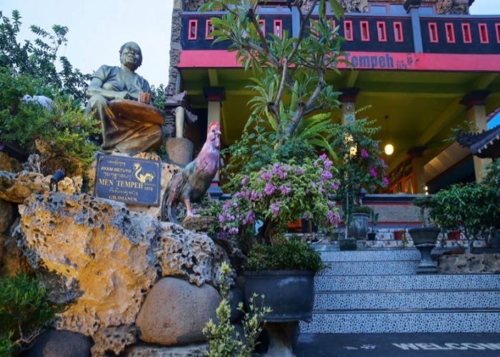 LEGENDARIS : Rumah makan ayam betutu Men Tempeh 1978 yang berlokasi di bekas Terminal Gilimanuk, Kelurahan Gilimanuk.