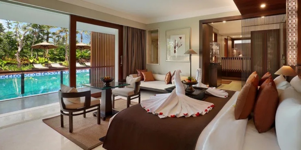 Royal Kamuela Villas & Suites at Monkey Forest