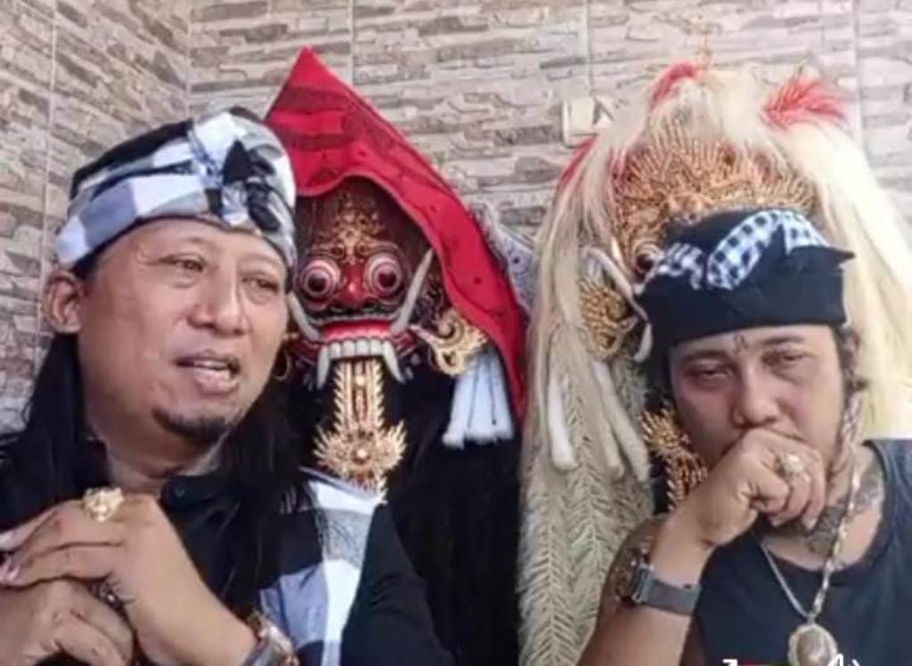 NASIHET: Jro Bayu Gendeng memberikan nasihat kepada Jro Jepang usai kasus menantang sejumlah oknum penekun spiritual.