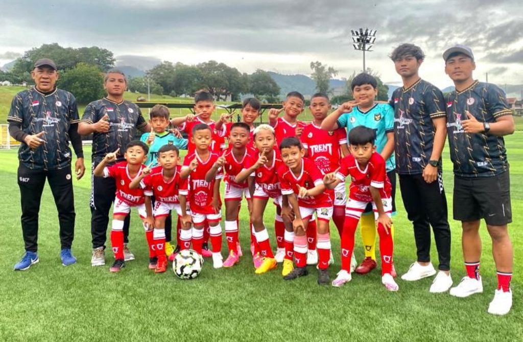 MIFA BALI: Timnas pelajar U10 Indonesia diwakili MIFA Bali sukses menjadi juara setelah mengalahkan tuan rumah 2-1 di babak grand final kejuaraan ASC 2023 di Malaysia, Minggu (3/9).