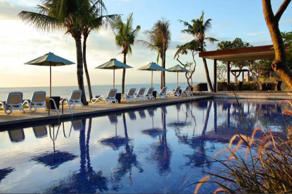 ANVAYA: The Anvaya Beach Resort Bali ini berada di Jalan Kartika Plaza, Kuta, Badung, Bali.