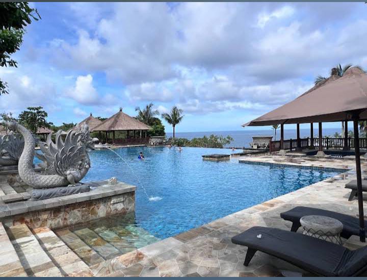 AYANA RESORT: Ayana Resort and Spa berlokasi di Karang Mas Estate, Jalan Karang Mas Sejahtera, Jimbaran,  Kuta Selatan, Bali.