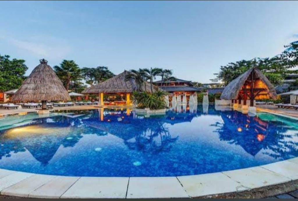 RAMA BEACH: Rama Beach Resort and Villas berlokasi di Jalan Jenggala Jl. Wana Segara No.31, Tuban, Kuta, Kabupaten Badung, Bali.