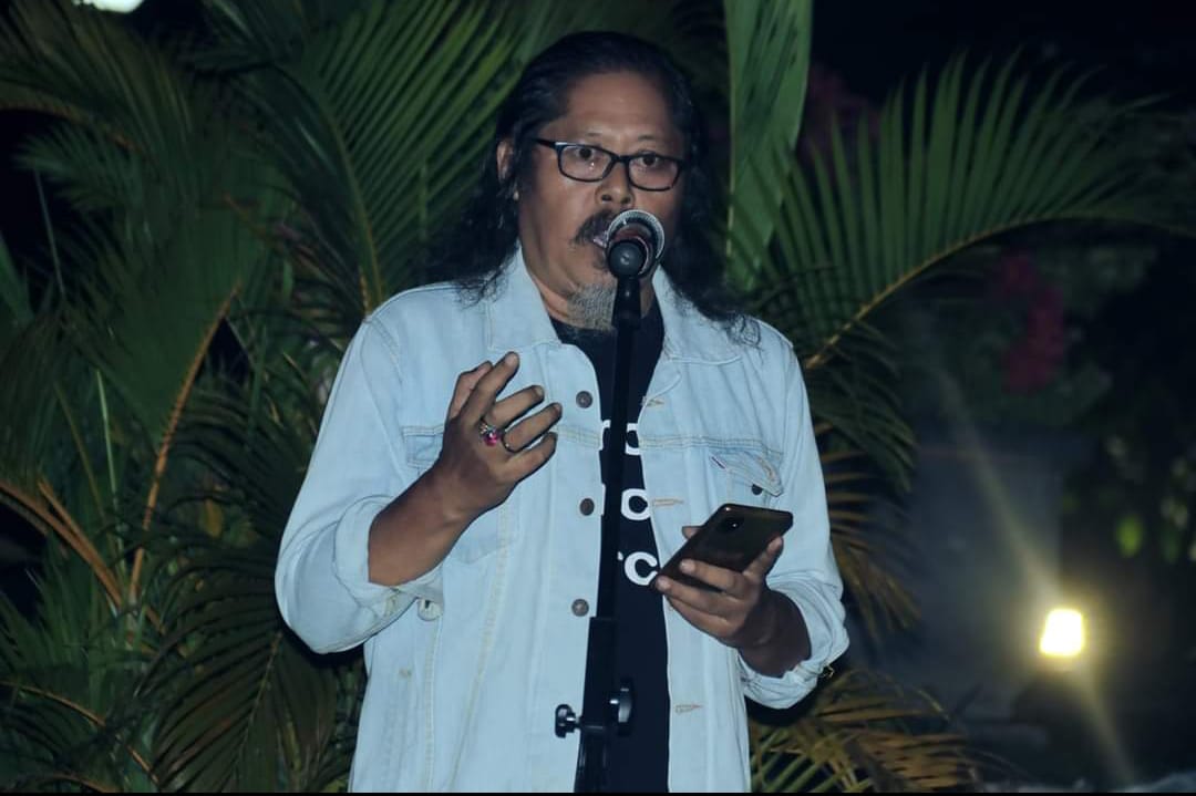 SLF: Pendiri Yayasan Mahima Indonesia, Made Adnyana Ole, berupaya memperkenalkan lontar ke kalangan milenial melalui Singaraja Literally Festival 2023.