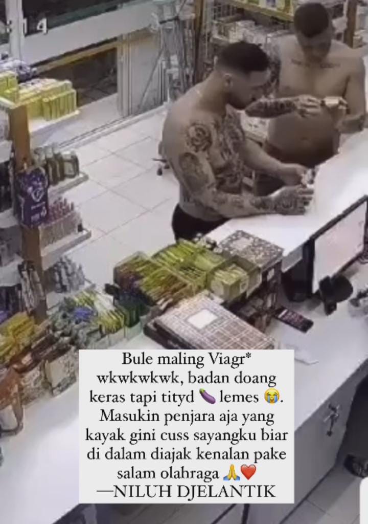 Terekam CCTV aksi dua bule maling Viagra di salah satu apotek wilayah Kuta Utara
