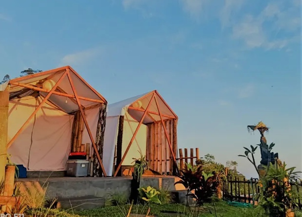 CALDERA: Tempat ini berlokasi Jl. Raya Caldera Batur, Songan B, Kec. Kintamani, Kabupaten Bangli, Bali.