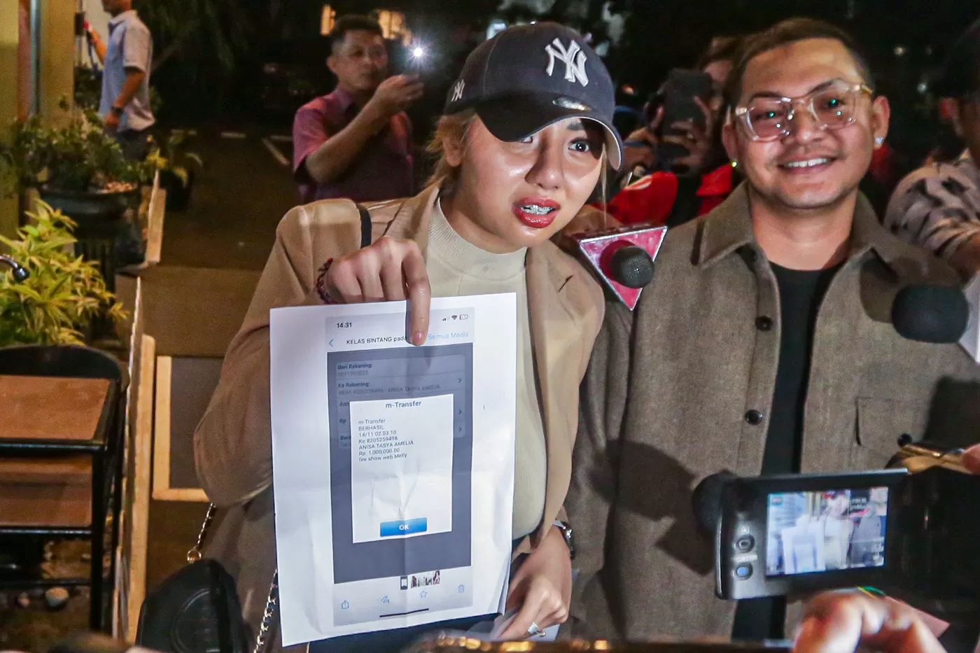 Meli 3gp mengaku hanya dibayar Rp1 juta bermain film di rumah produksi kelas bintang yang digerebek Polda Metro Jaya.